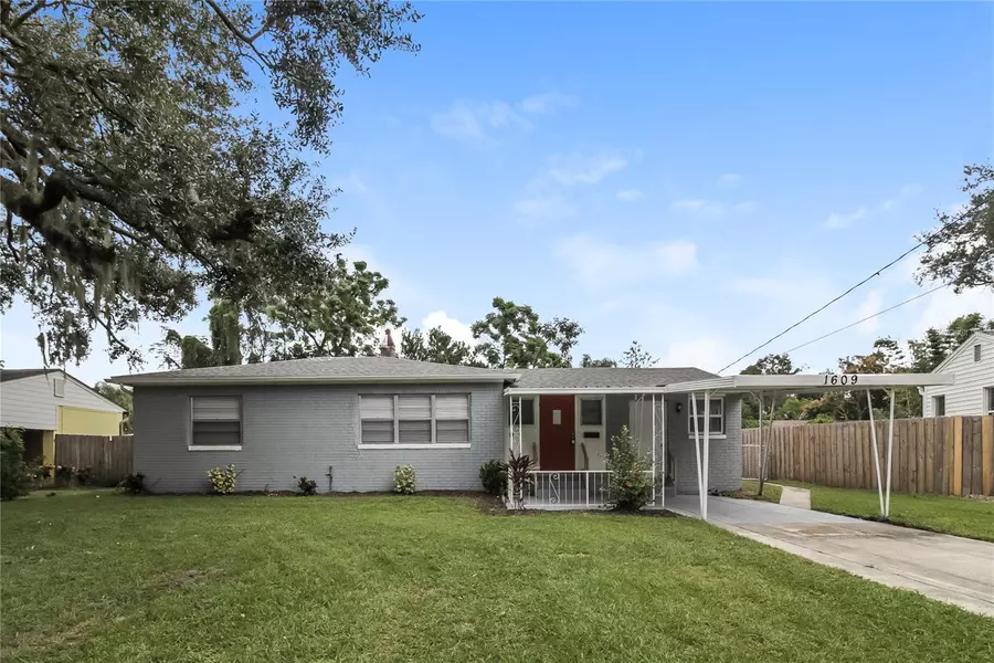 1609 PINEWOOD DR, Orlando, FL 32804