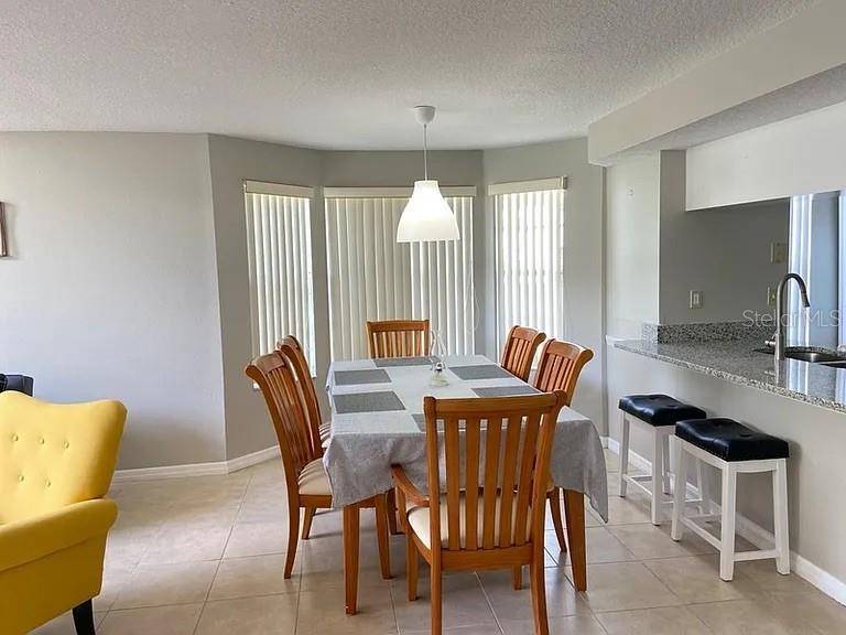 Kissimmee, FL 34746,5012 LAGUNA BAY CIR #67
