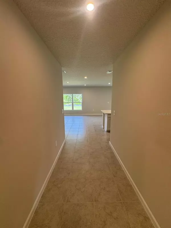 Bradenton, FL 34212,818 170TH CT E