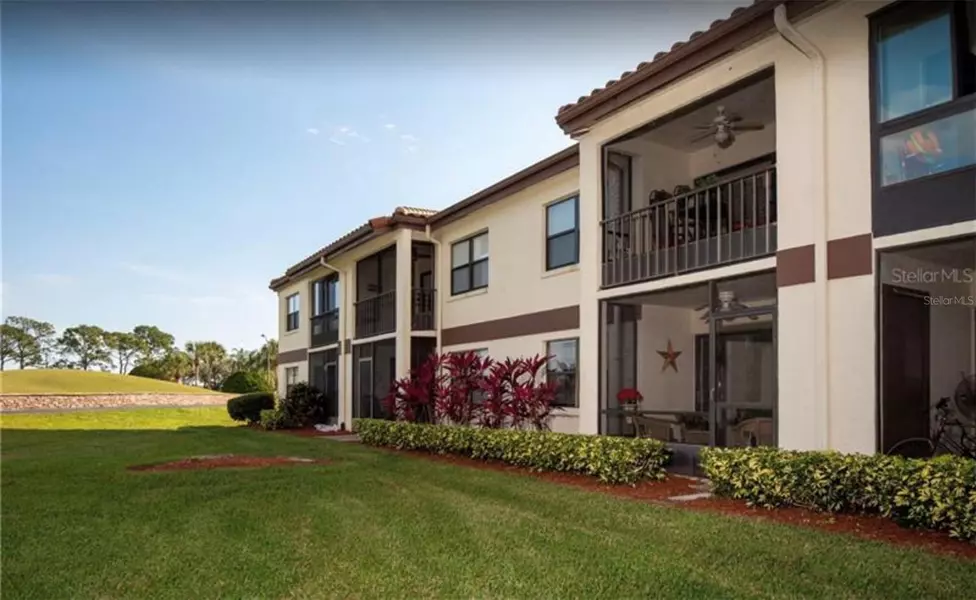 6078 WILLOWPOINTE CIR #203, Orlando, FL 32822