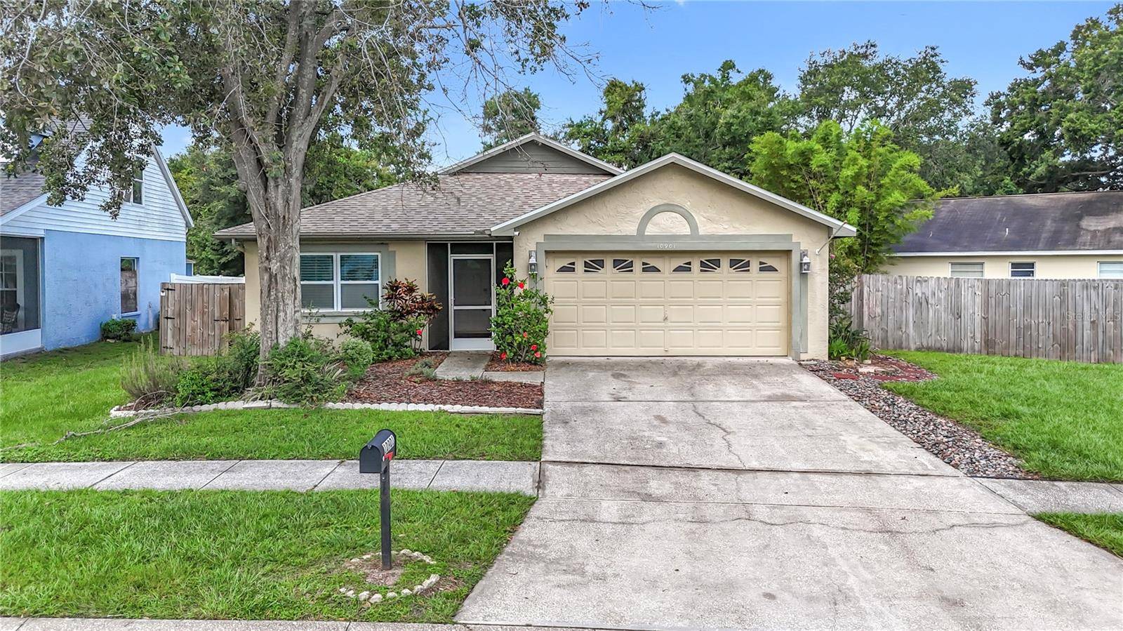 10901 PEPPERSONG DR, Riverview, FL 33578