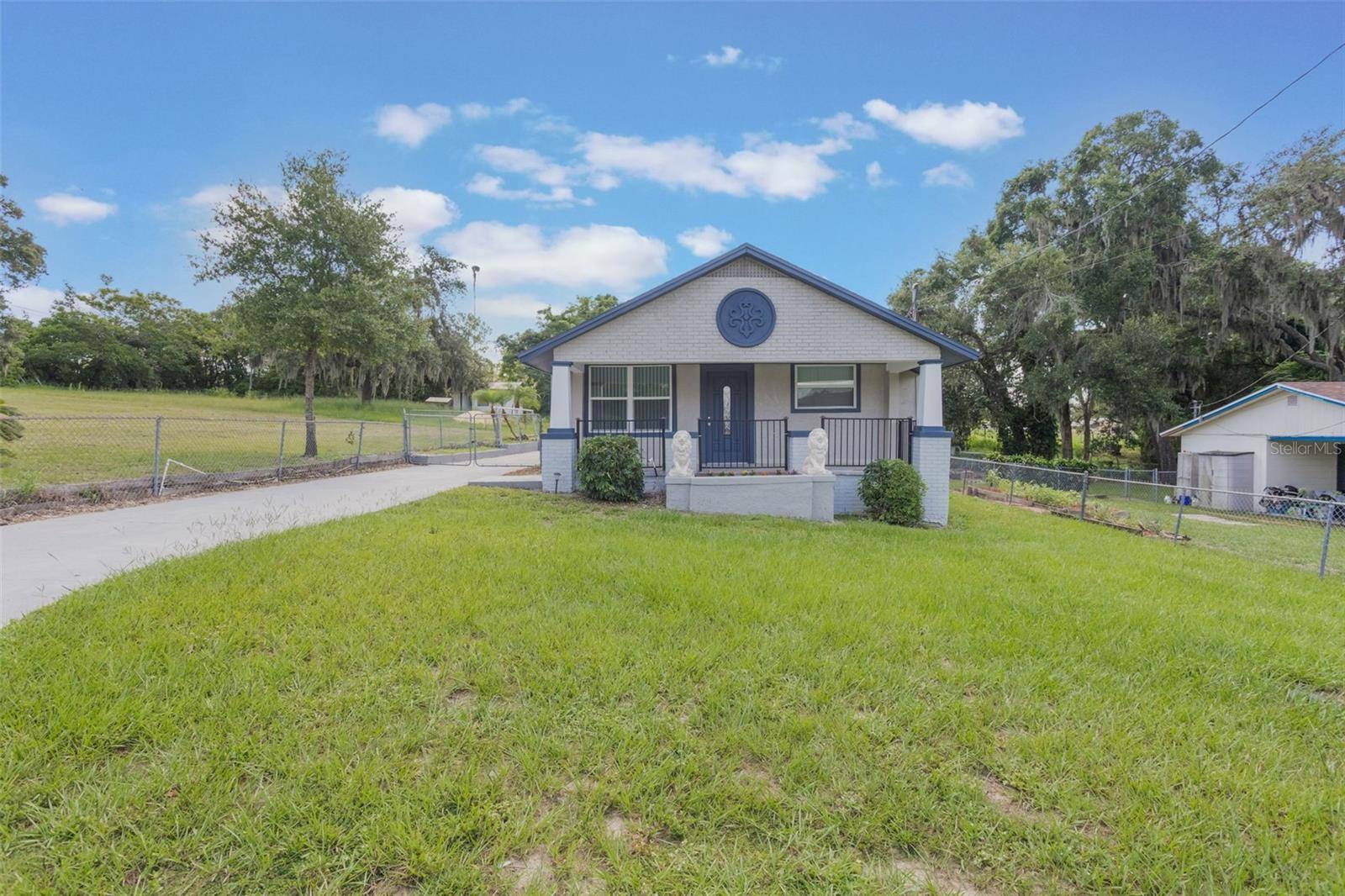 Haines City, FL 33844,421 N 2ND ST