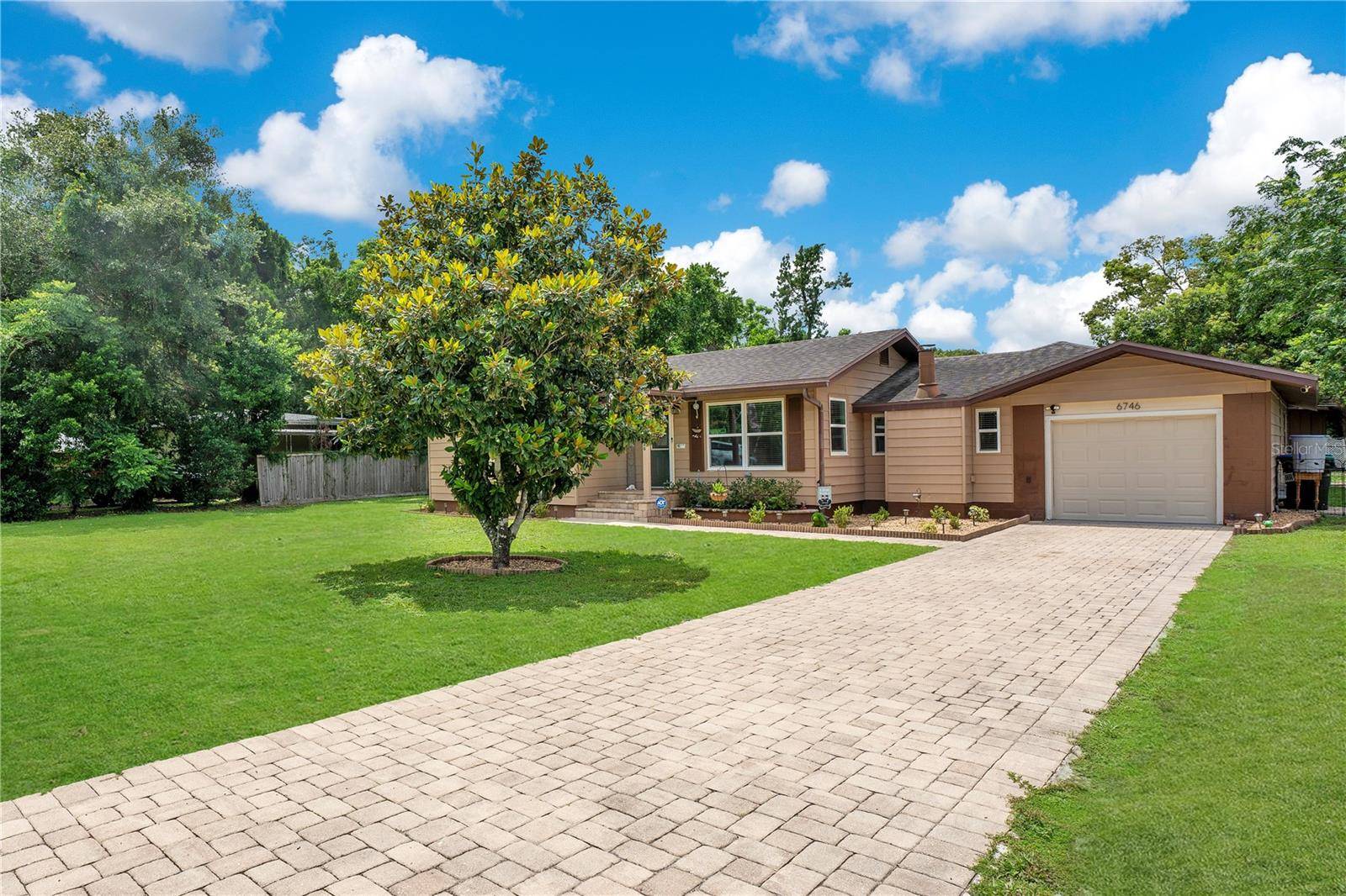 Mount Dora, FL 32757,6746 OSCEOLA DR
