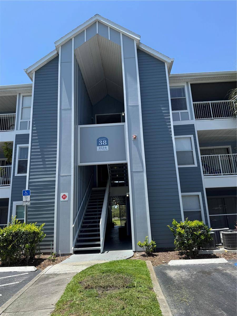 Lake Mary, FL 32746,2516 GRASSY POINT DR #210