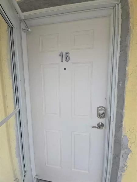 9715 HARRELL AVE #16, Treasure Island, FL 33706