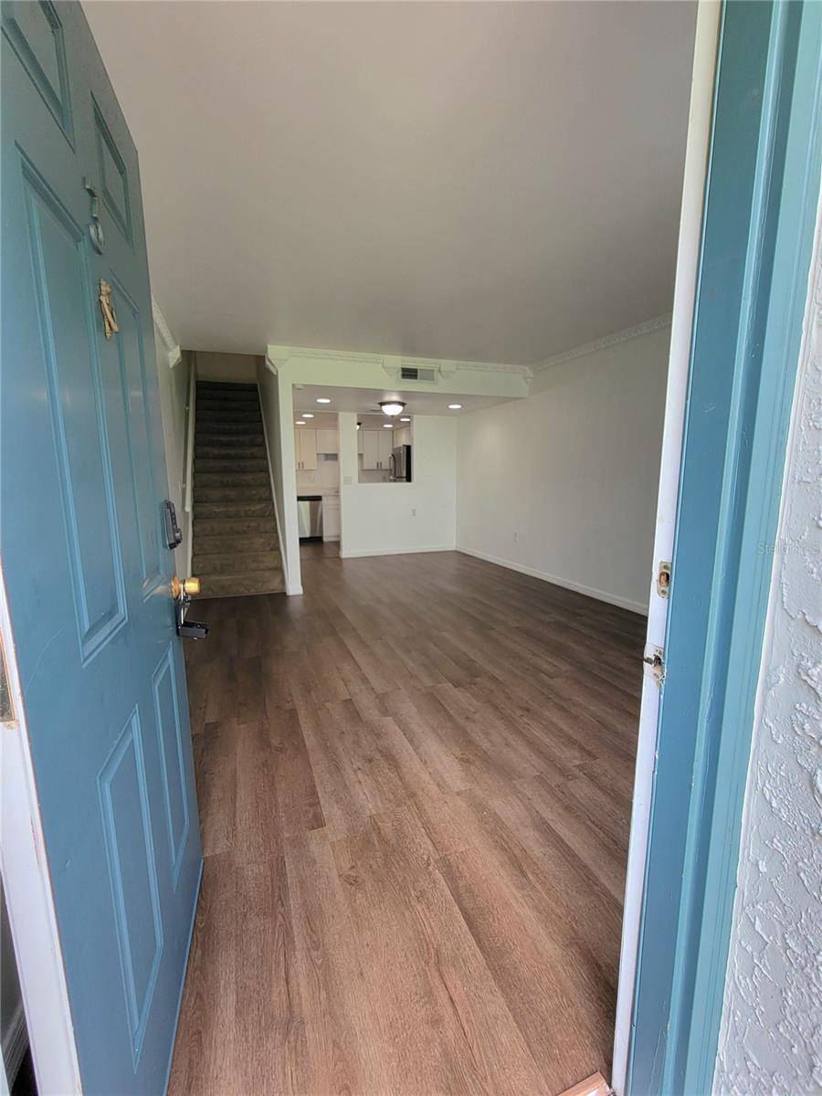 Orlando, FL 32822,4215 S SEMORAN BLVD #3