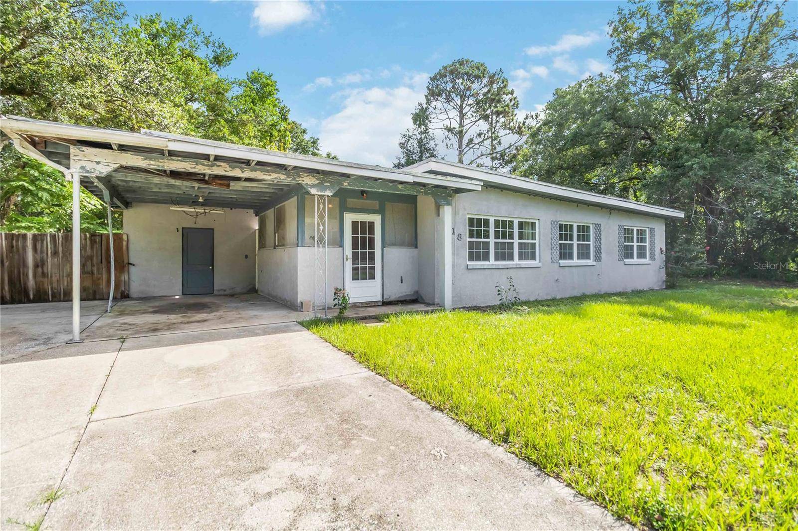 Sanford, FL 32773,418 LAKE BLVD