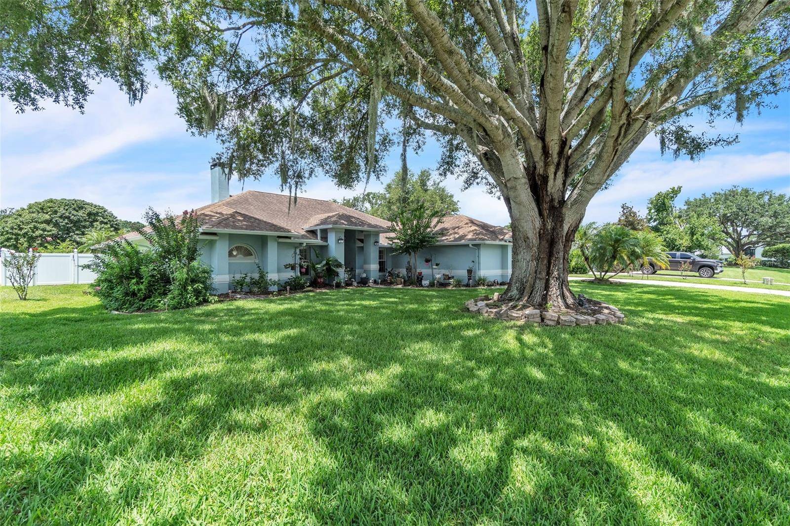 Winter Haven, FL 33881,413 HORSESHOE LN NE