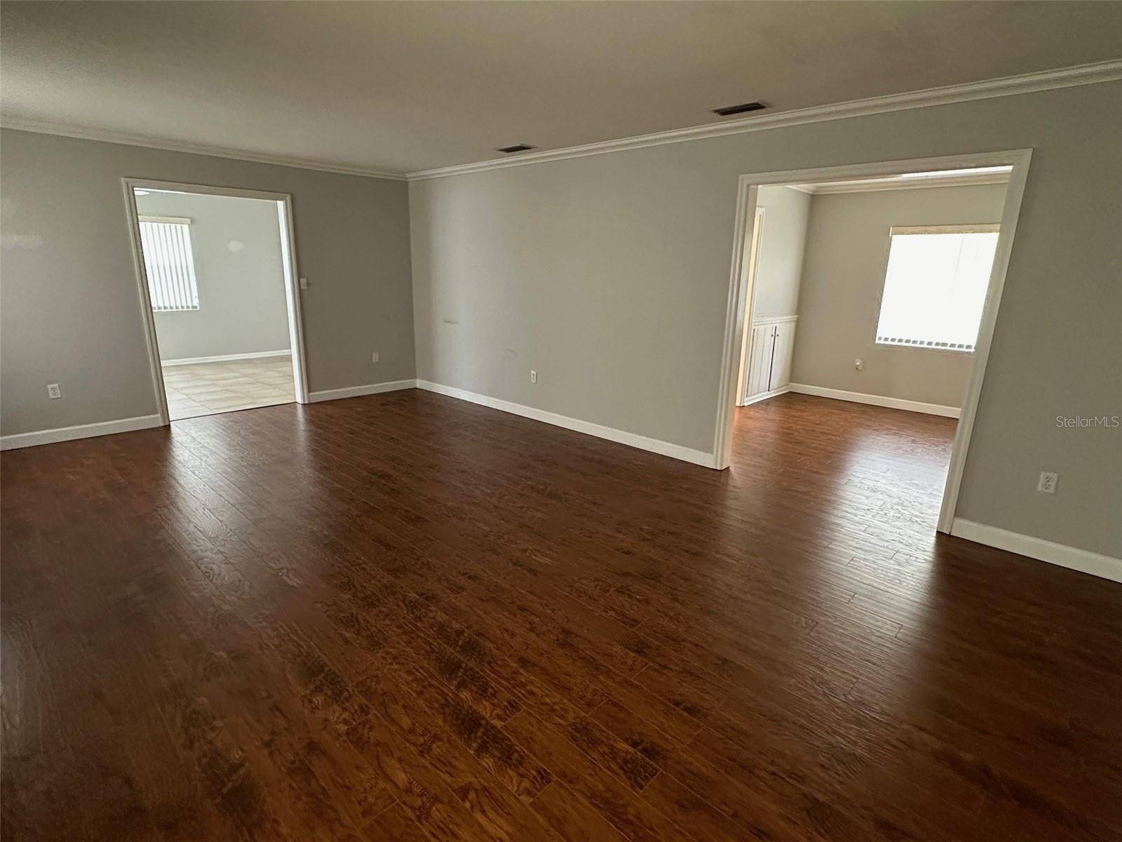 Sanford, FL 32773,316 E CRYSTAL DR