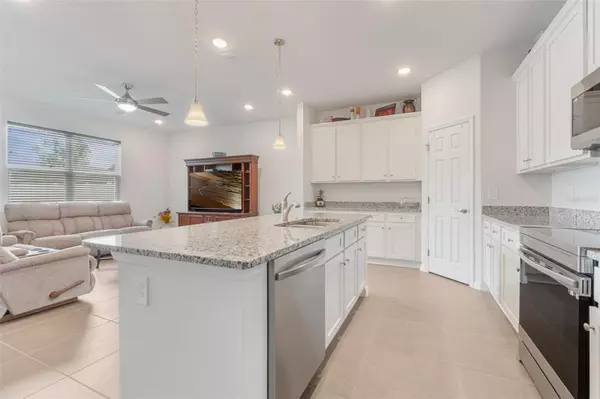 Eustis, FL 32736,4021 MAYHILL LOOP