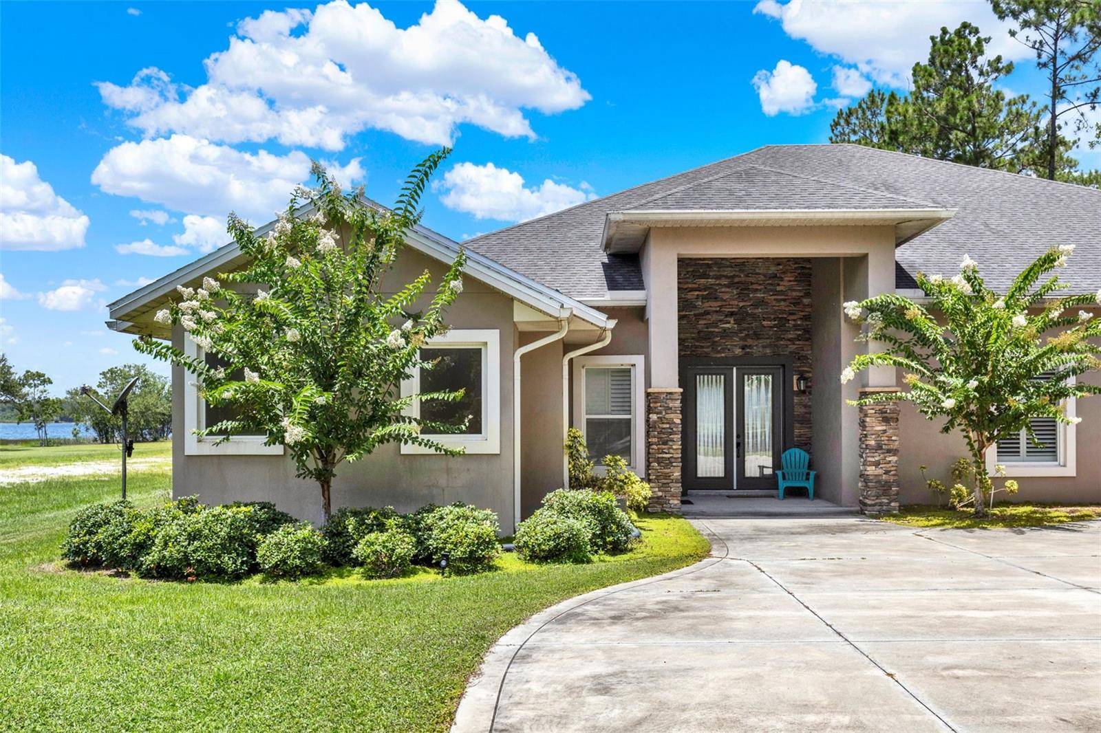 Eustis, FL 32736,33947 E LAKE JOANNA DR