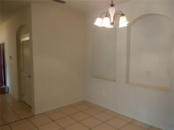 Kissimmee, FL 34741,3025 GREYSTONE LOOP #207