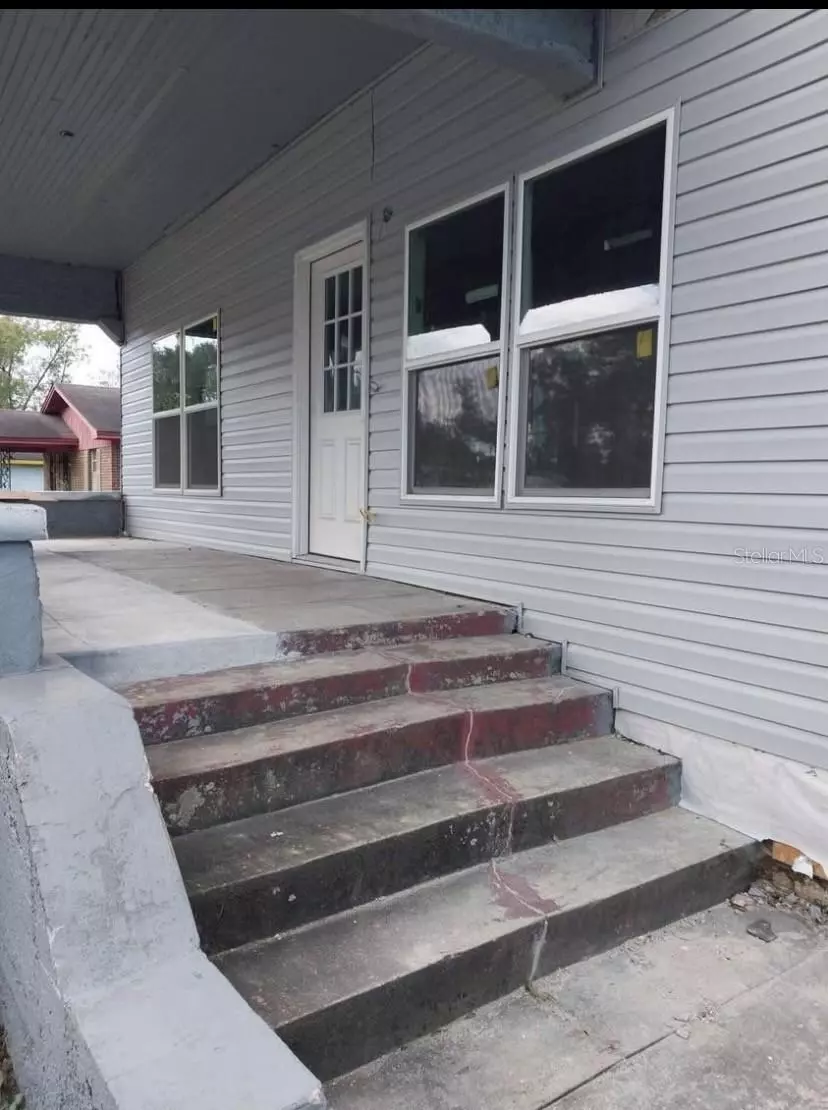 Marianna, FL 32448,2859 ORANGE ST