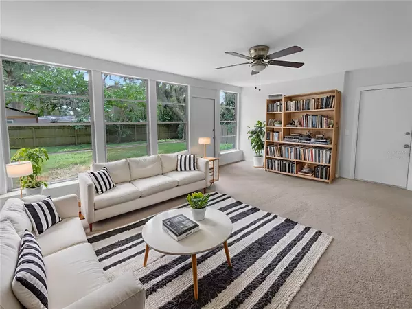 Temple Terrace, FL 33617,425 S RIVERHILLS DR
