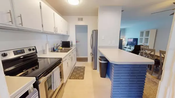 South Daytona, FL 32119,328 SLAYTON AVE
