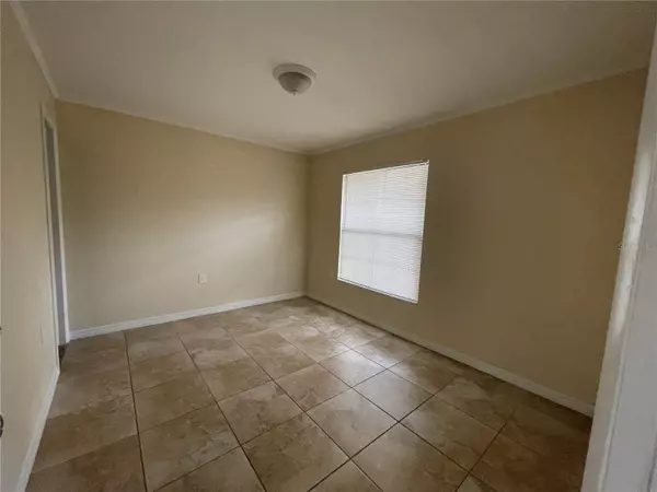 Orlando, FL 32810,5654 PINEROCK RD