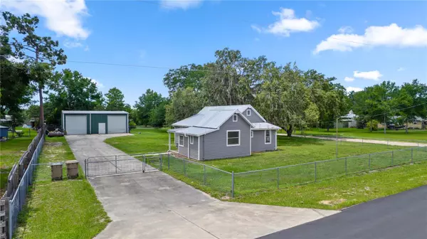Umatilla, FL 32784,19402 E 5TH ST