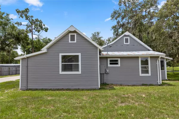 Umatilla, FL 32784,19402 E 5TH ST