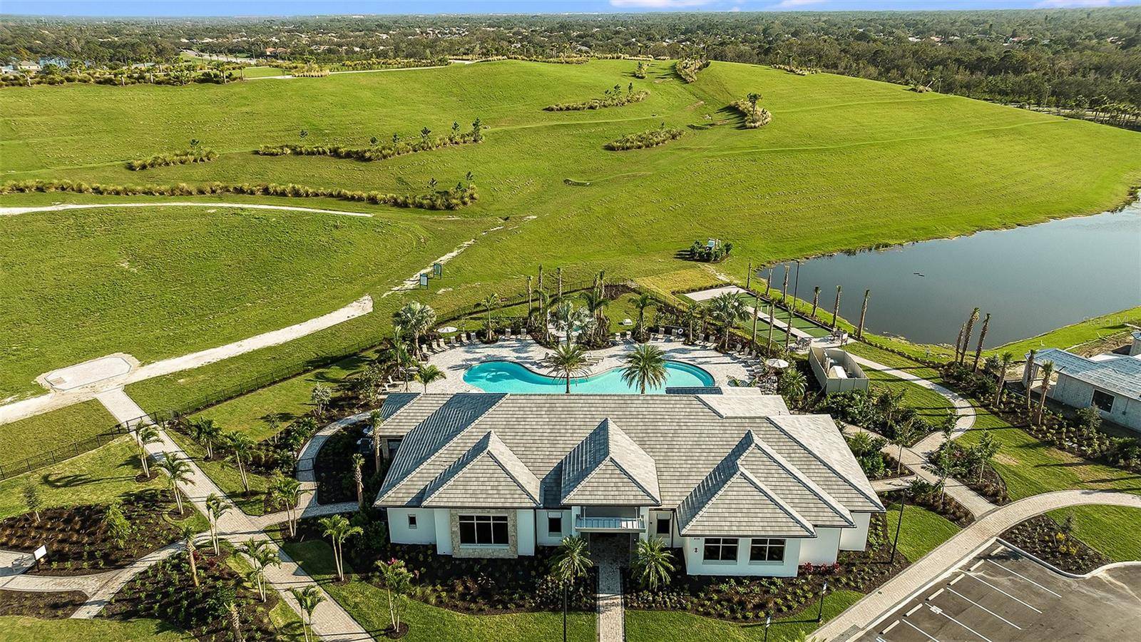 Bradenton, FL 34203,6255 PLATEAU CT
