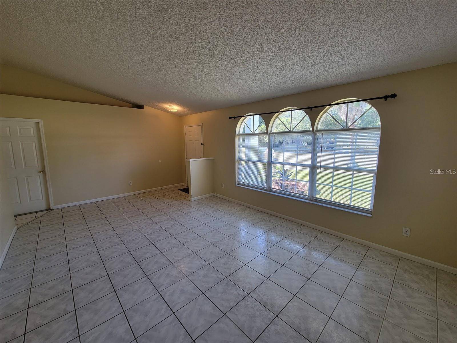 Kissimmee, FL 34758,503 OAK BRANCH CT