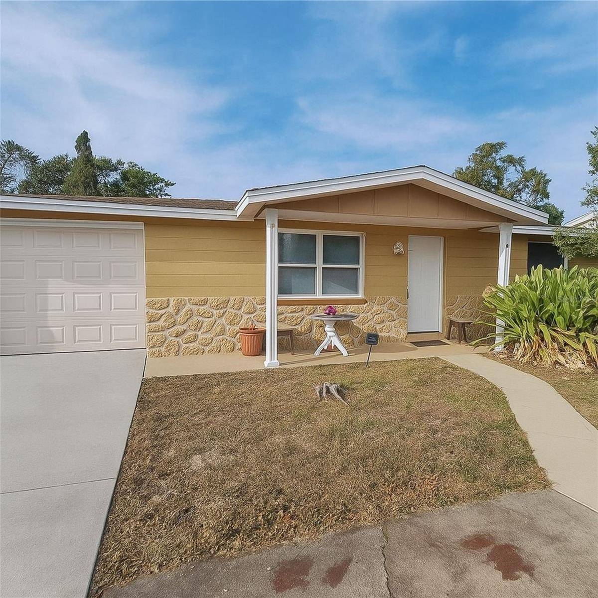 7407 DUKE DR, Hudson, FL 34667
