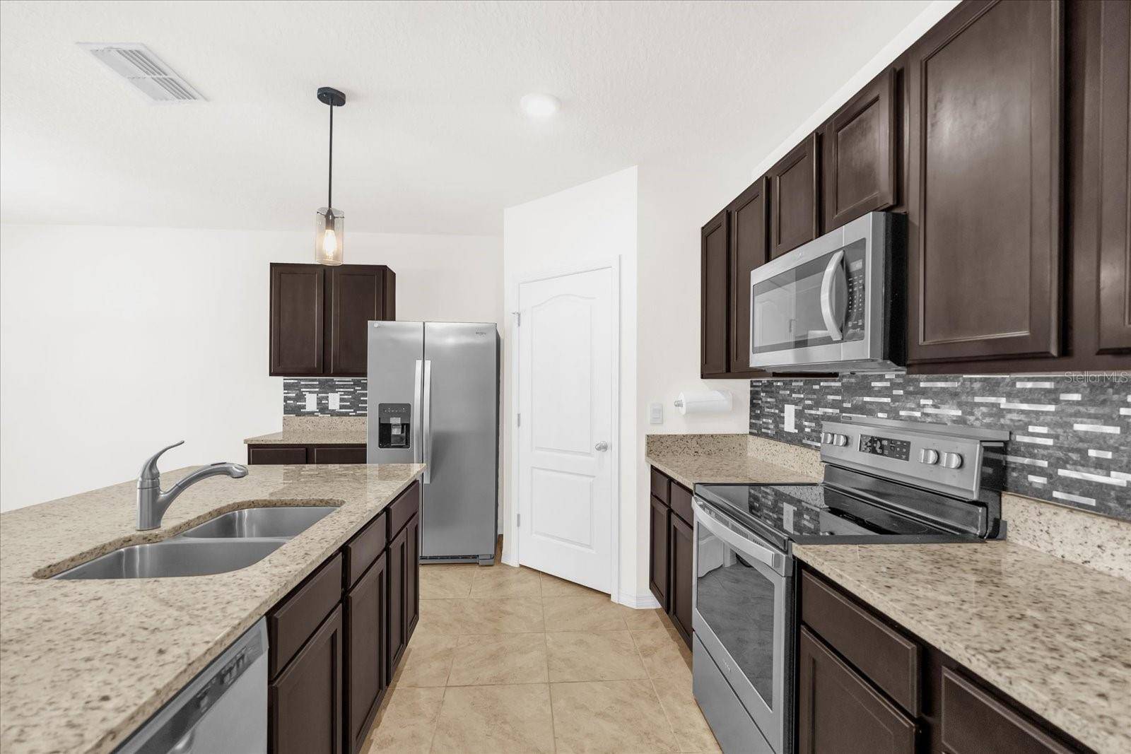 Davenport, FL 33837,968 BROOKLET DR