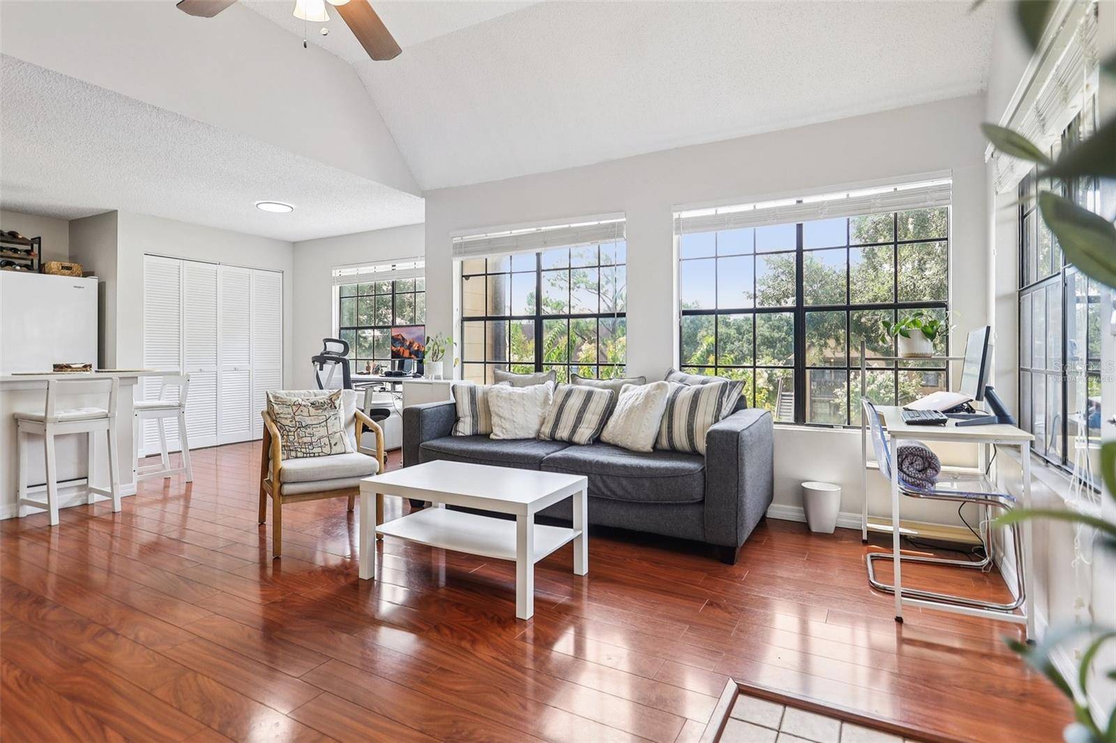 Altamonte Springs, FL 32701,364 NORTHPOINTE CT #208
