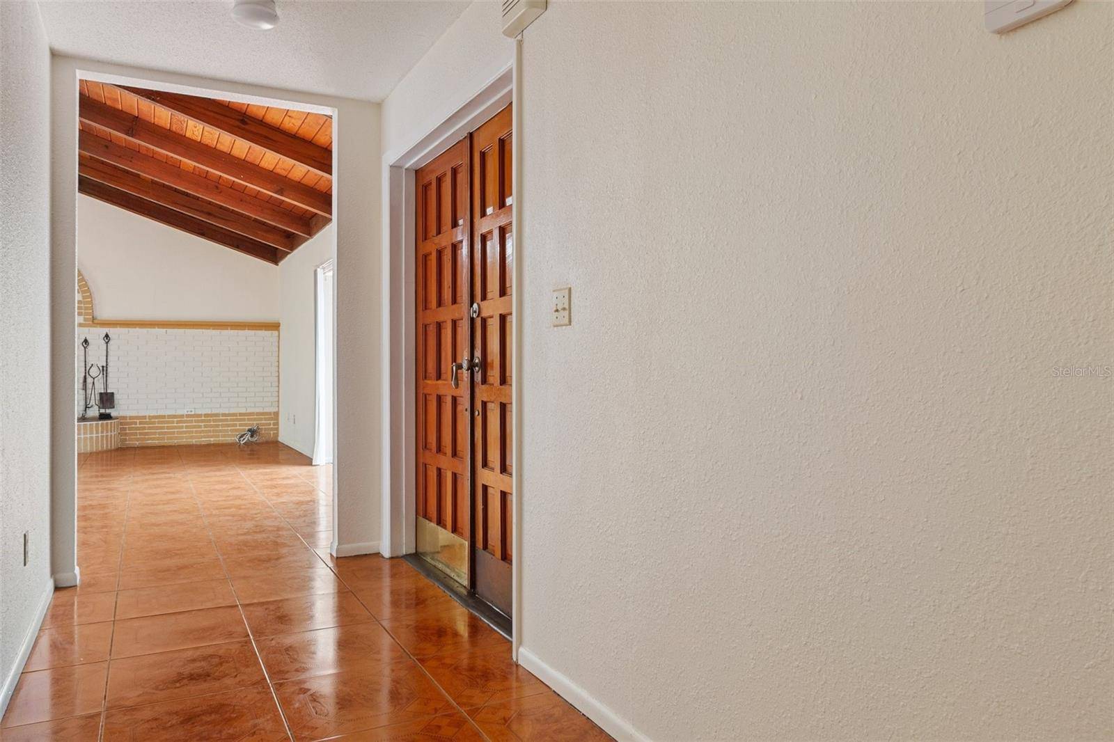 Longwood, FL 32750,334 MAPLE DR