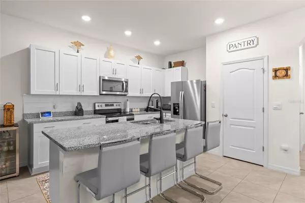Daytona Beach, FL 32117,202 REENA DR