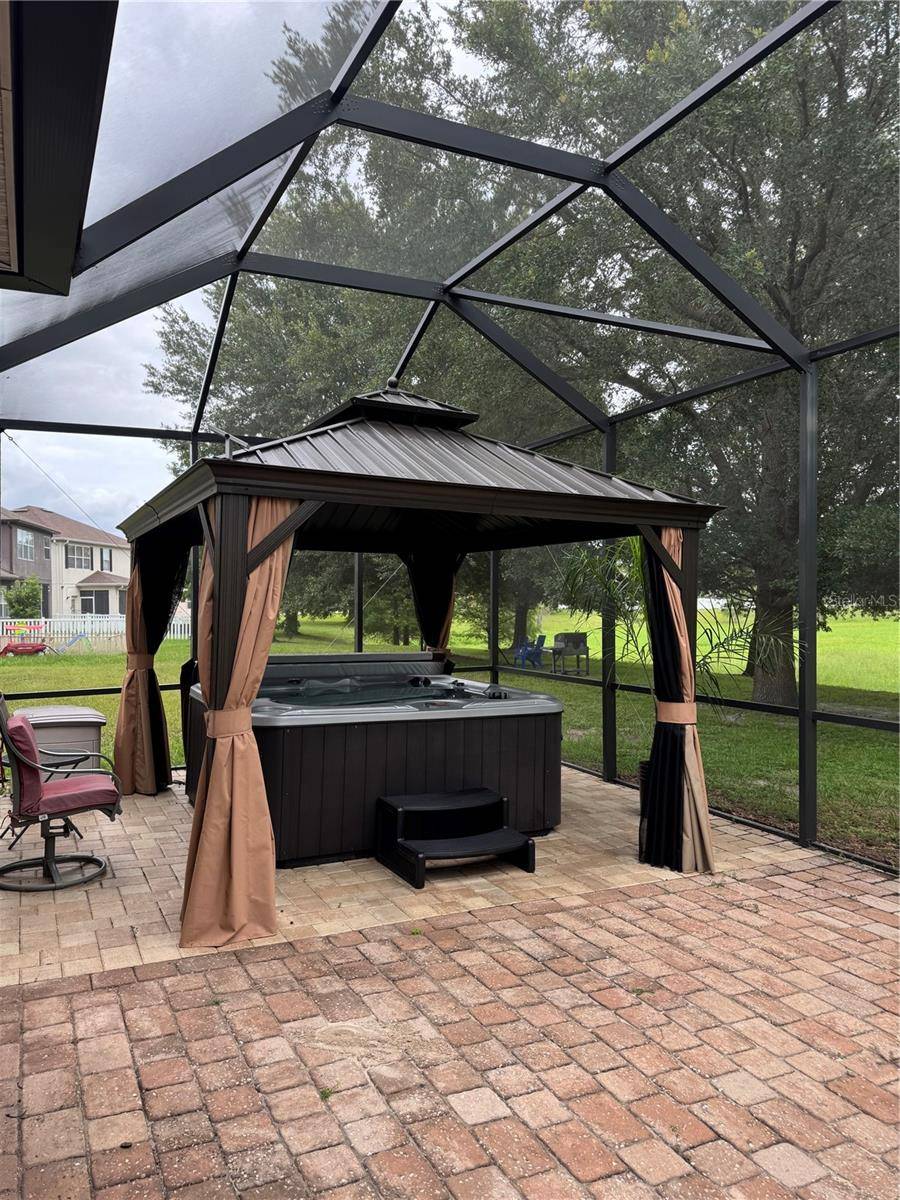 Brooksville, FL 34604,992 NODDING SHADE DR