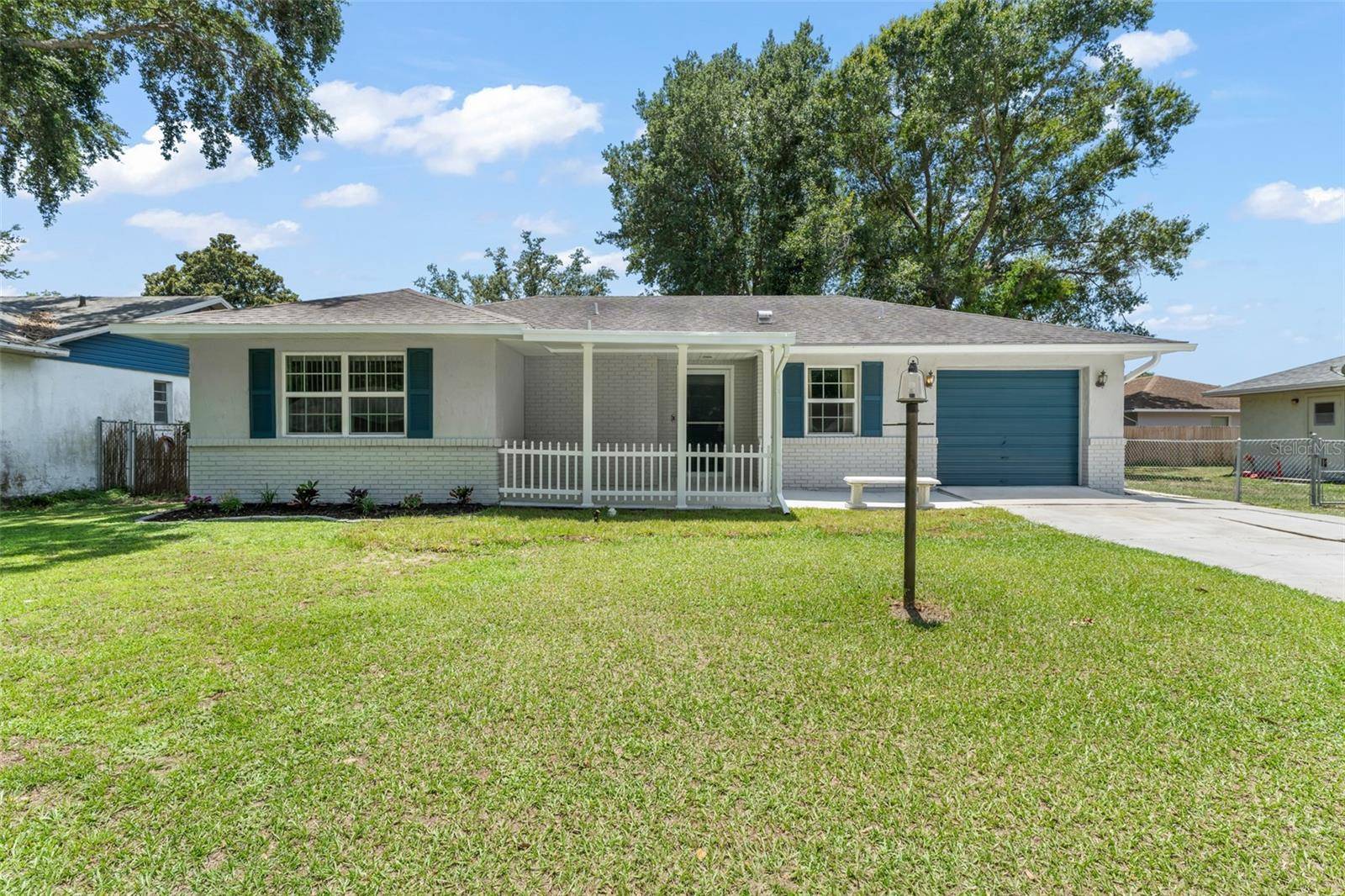17 ROSEWOOD DR, Davenport, FL 33837
