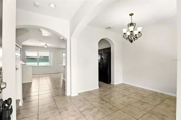 Orlando, FL 32836,8574 LEELAND ARCHER BLVD