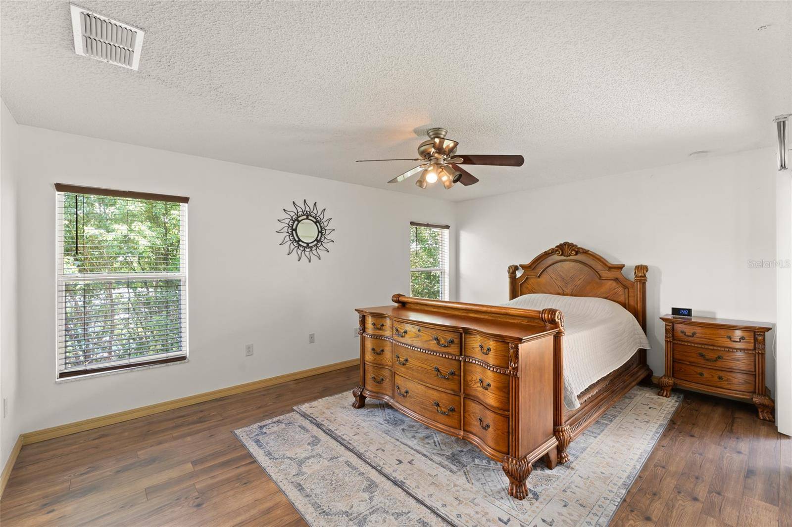 Deltona, FL 32725,688 N APACHE CIR