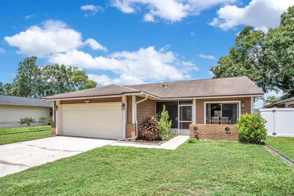 3058 CURRY WOODS DR, Orlando, FL 32822