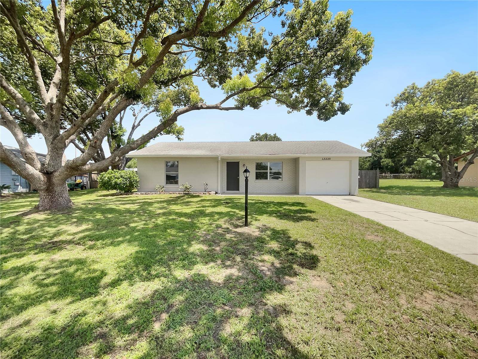 Grand Island, FL 32735,13336 GRAND TERRACE DR