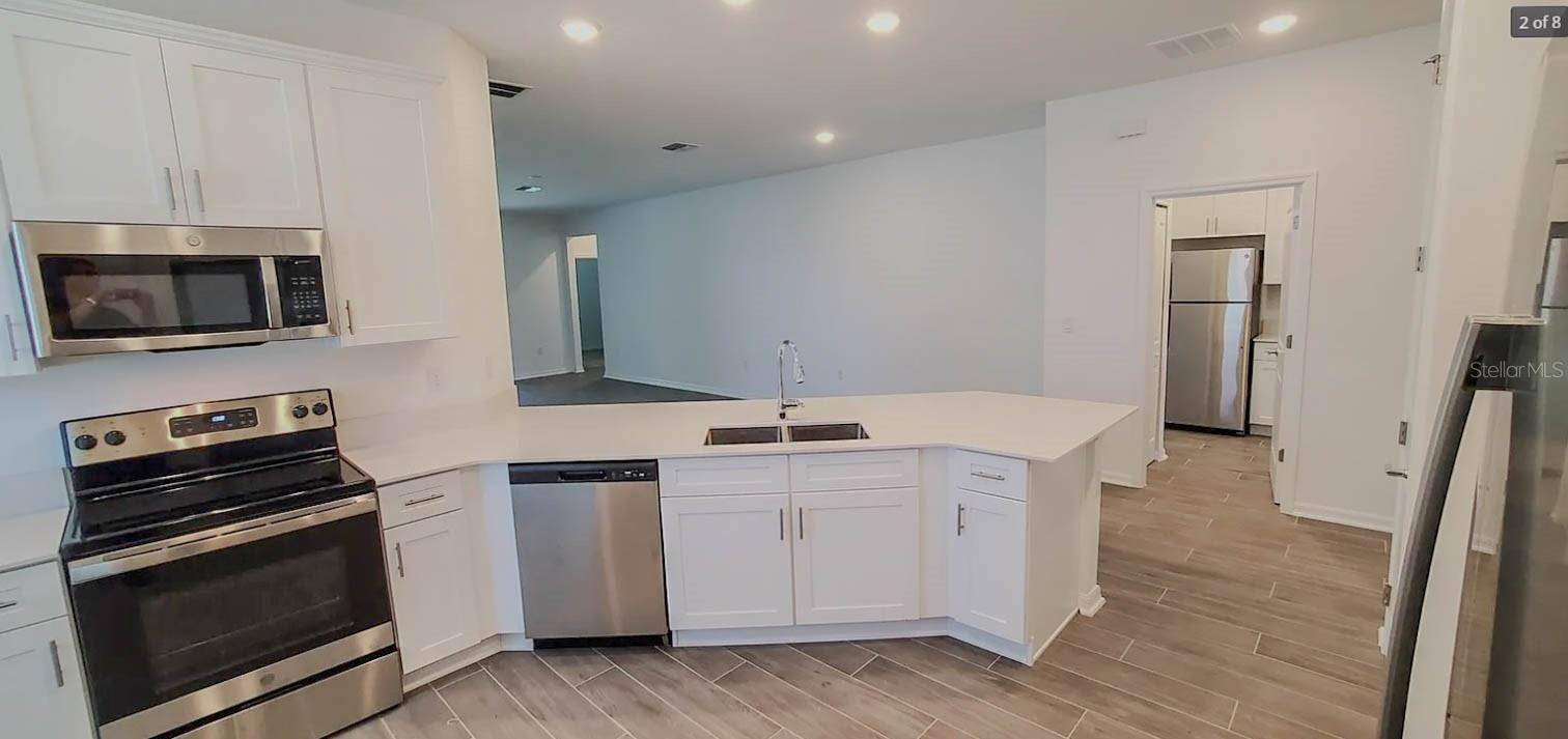 Edgewater, FL 32141,407 THREE OAKS DR