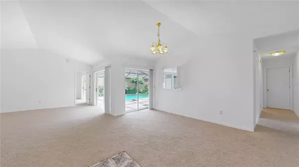 Orlando, FL 32808,5045 BERMUDA CIR #12