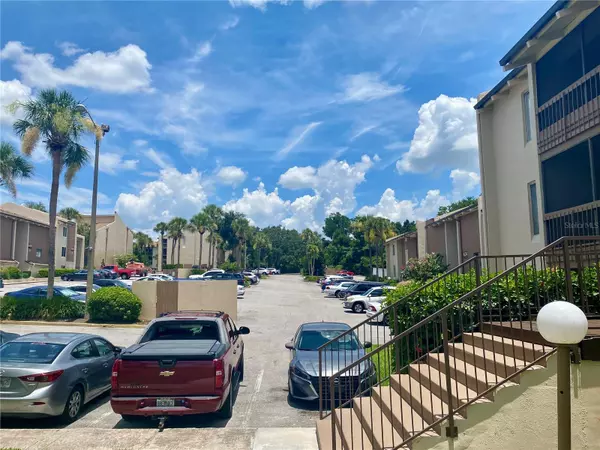 Altamonte Springs, FL 32701,620 ORANGE DR #228