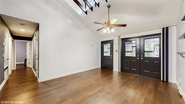 Orlando, FL 32808,4804 LAKE RIDGE RD #10