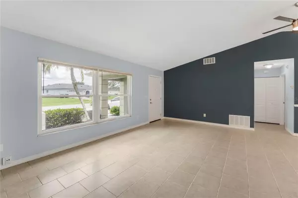 Orlando, FL 32824,332 IOWA WOODS CIR W