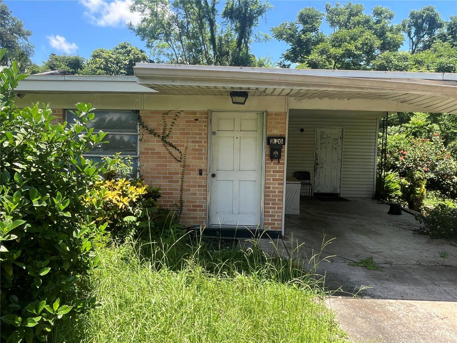 Winter Haven, FL 33880,240 WESTWOOD AVE