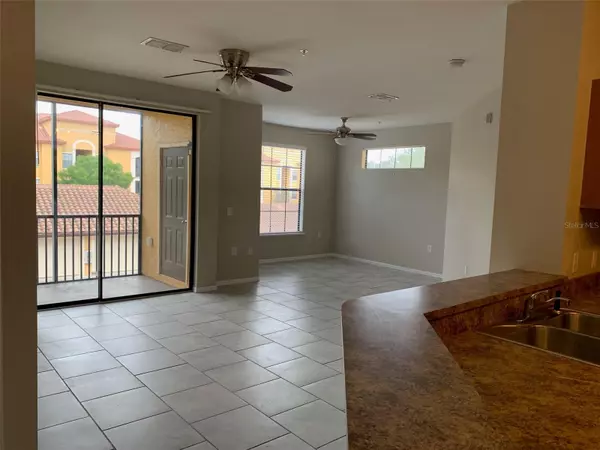 Orlando, FL 32835,6159 METROWEST BLVD #205