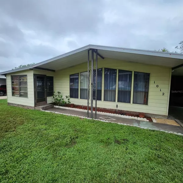 Lady Lake, FL 32159,1012 PARKER PL