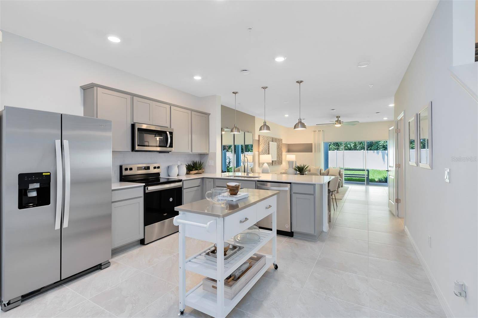 Oviedo, FL 32765,376 MAGNOLIA CHASE CT