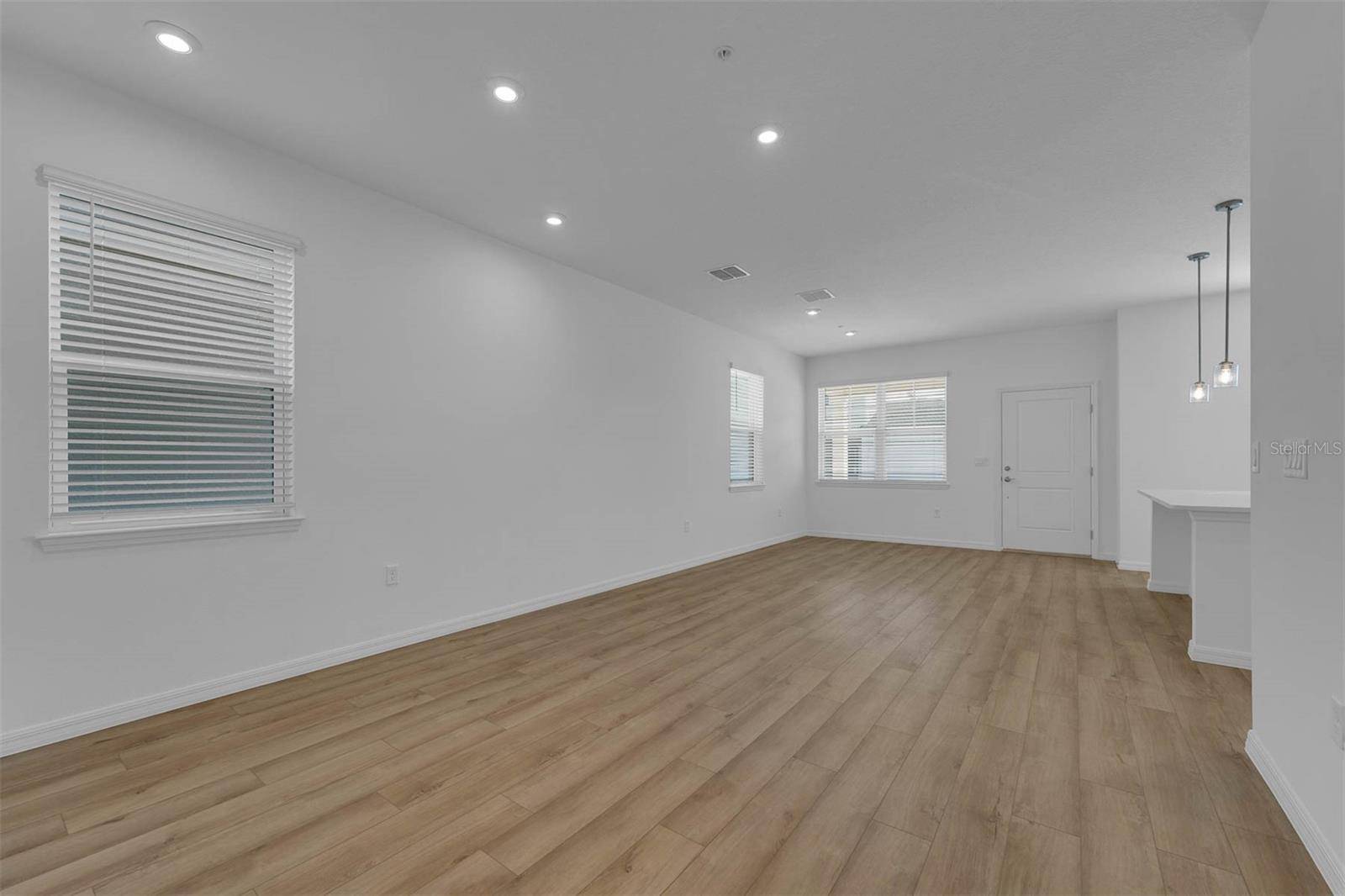Debary, FL 32713,469 BELMOND DR