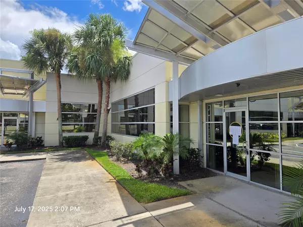 Orlando, FL 32819,8818 COMMODITY CIR #38