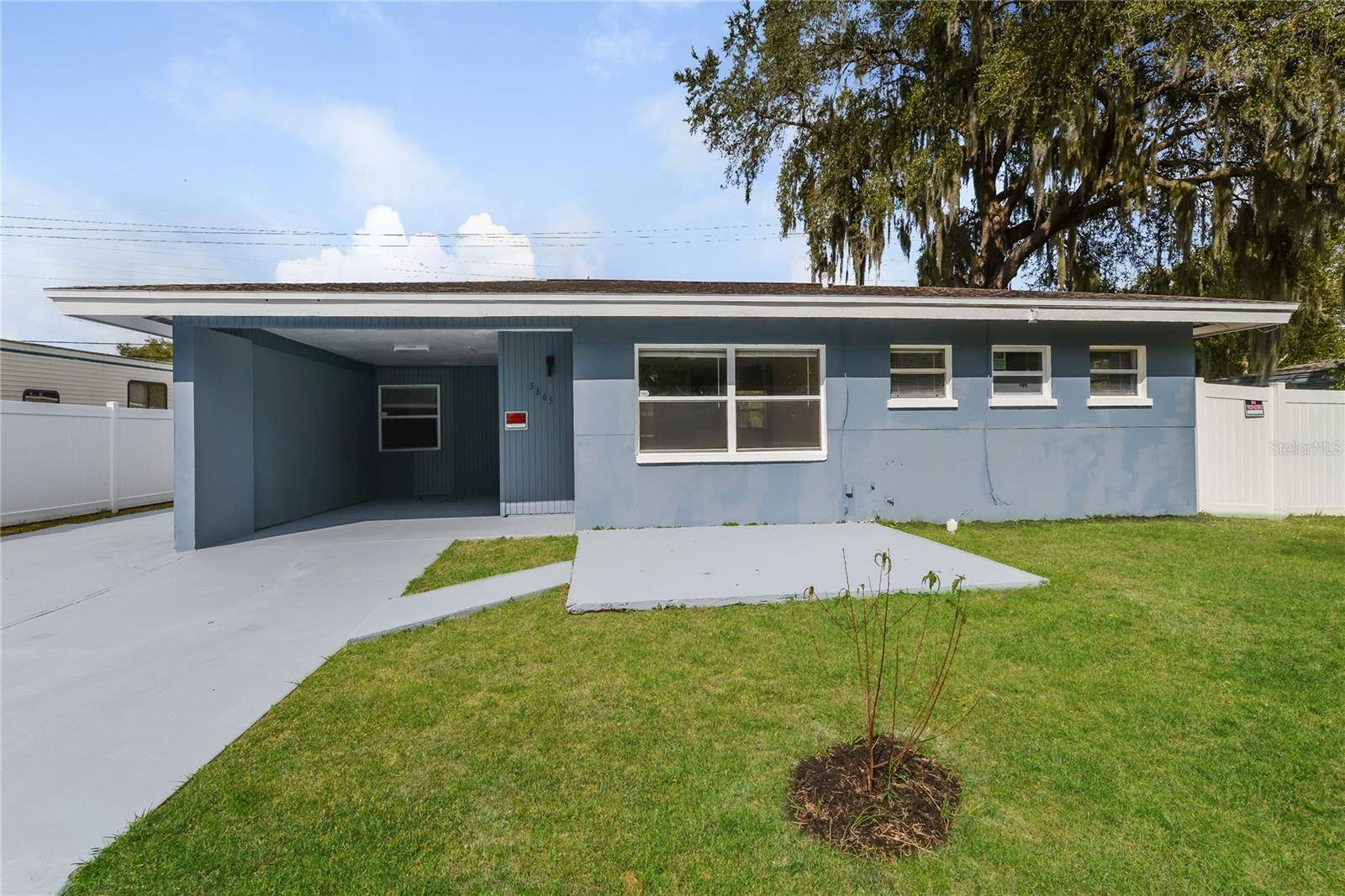3665 SCHWALBE DR, Sarasota, FL 34235