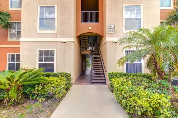 Orlando, FL 32811,5554 METROWEST BLVD #305