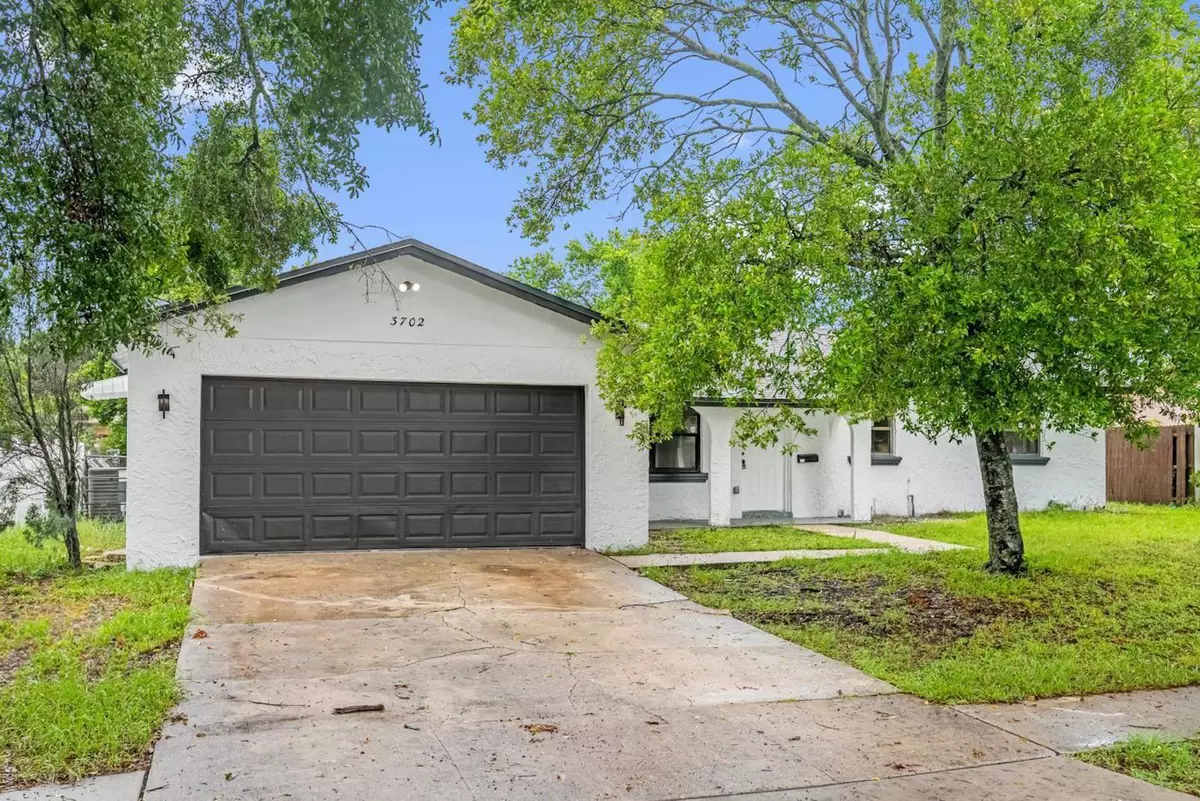 Orlando, FL 32808,3702 TAM DR