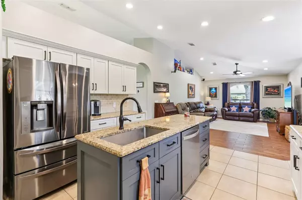 Mount Dora, FL 32757,7566 LAKE ANDREA CIR